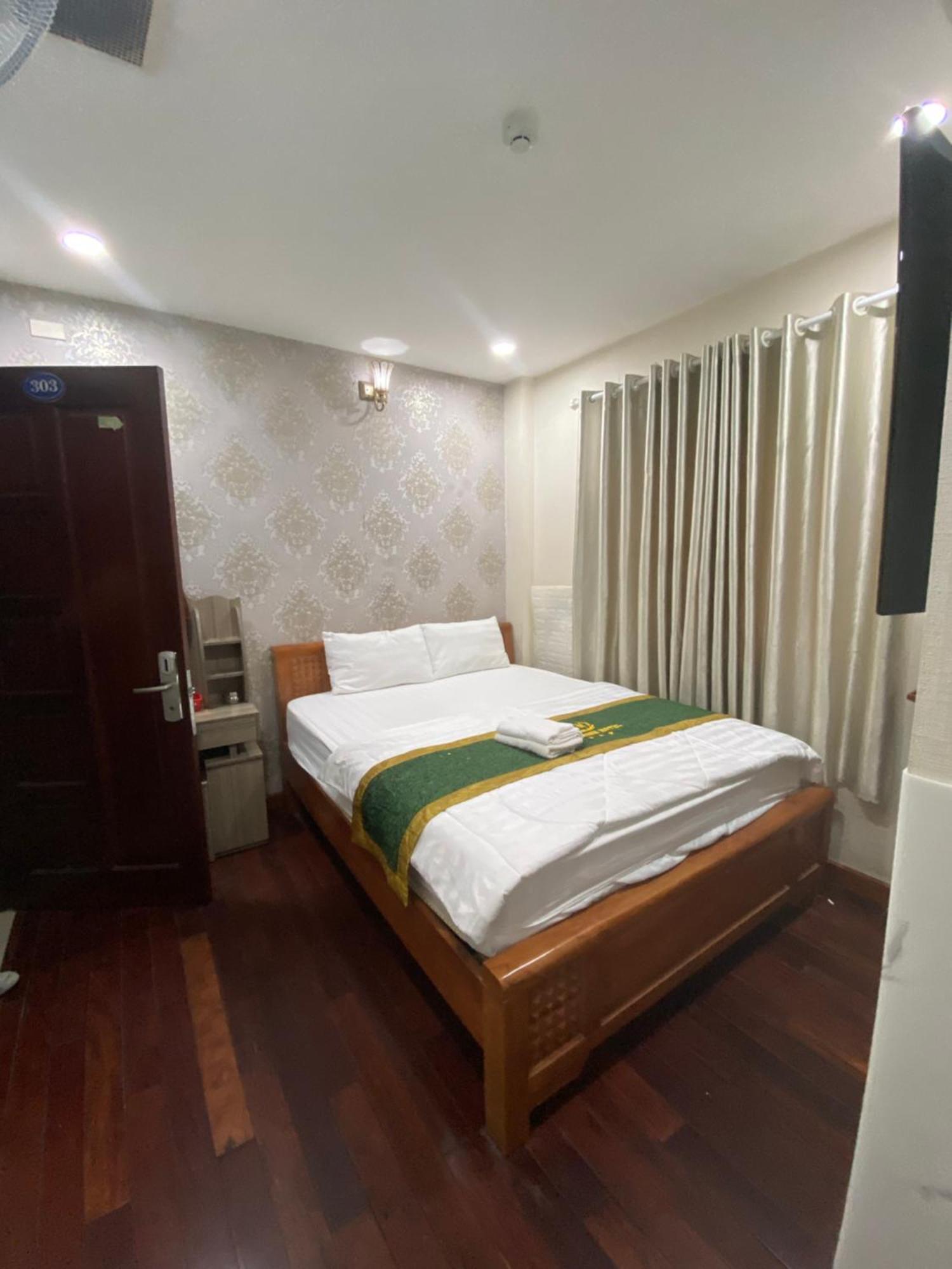 Gia Minh Hotel *